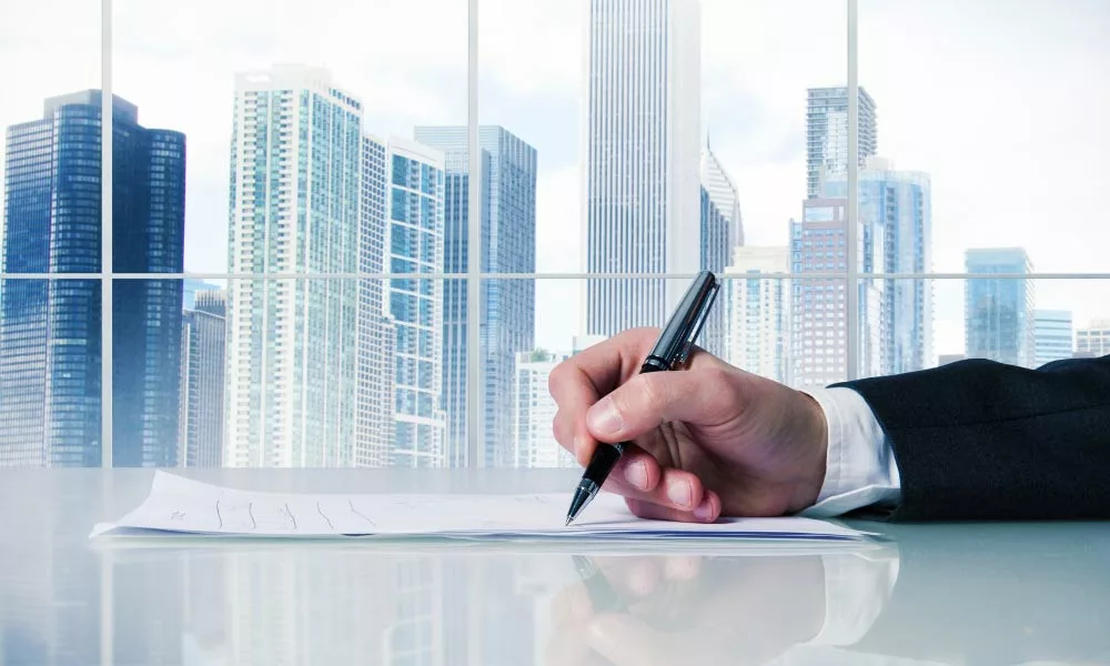 Rewriting employee contracts with ‘Covid hindsight’. What to consider & include